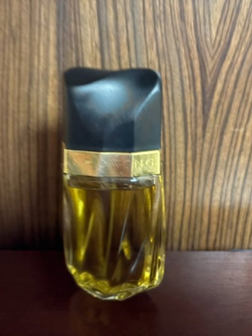 Estée Lauder Knowing Perfume Fragrance